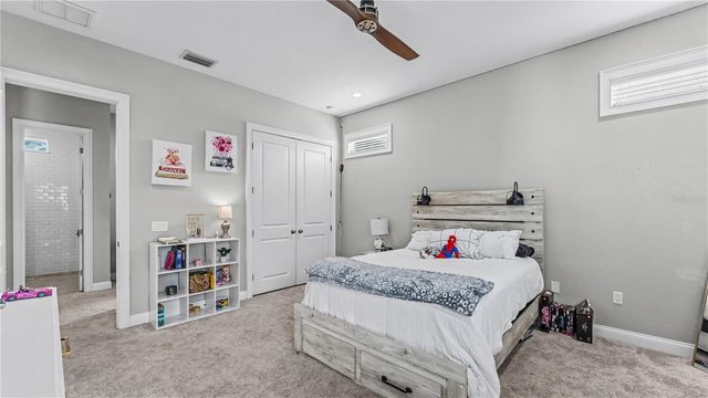 1539 HOLLINGSWORTH CREEK COURT, Lakeland, FL 33803