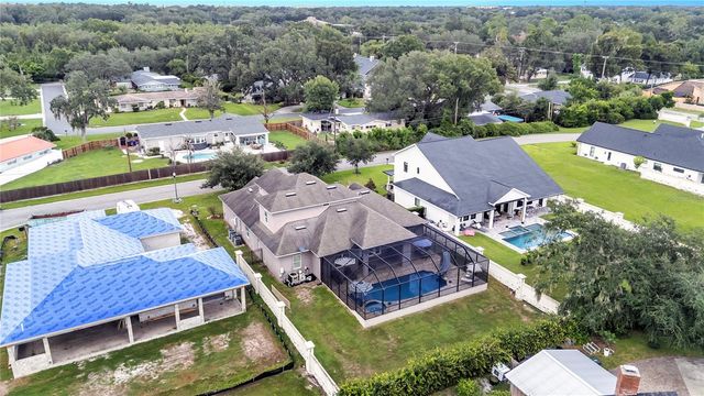 1539 HOLLINGSWORTH CREEK COURT, Lakeland, FL 33803