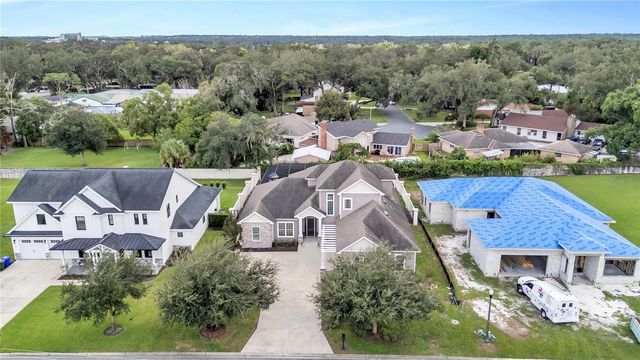 1539 HOLLINGSWORTH CREEK COURT, Lakeland, FL 33803