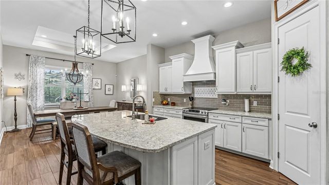 1539 HOLLINGSWORTH CREEK COURT, Lakeland, FL 33803