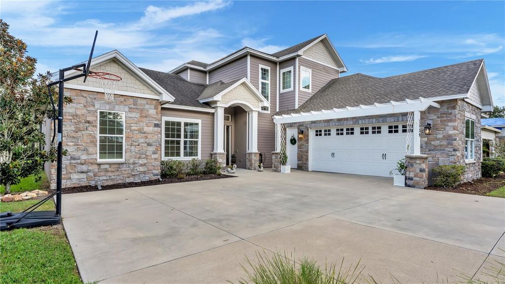 1539 HOLLINGSWORTH CREEK COURT, Lakeland, FL 33803
