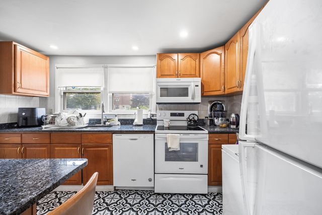 21 Hilton Ter, Boston, MA 02119