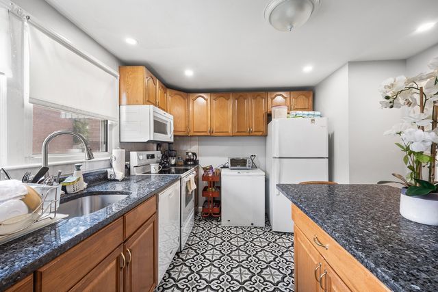 21 Hilton Ter, Boston, MA 02119