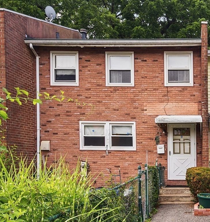 21 Hilton Ter, Boston, MA 02119