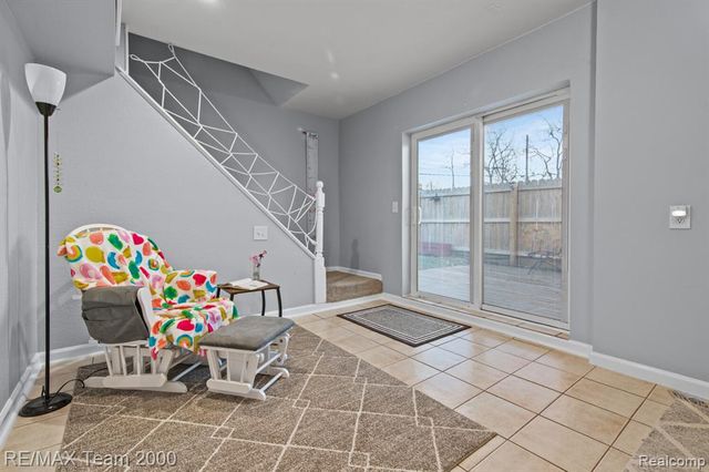 26520 Brettonwoods Street, Madison Heights, MI 48071