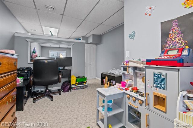 26520 Brettonwoods Street, Madison Heights, MI 48071