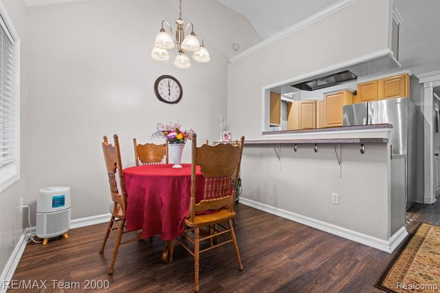 26520 Brettonwoods Street, Madison Heights, MI 48071