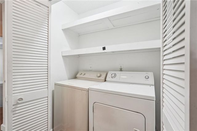 2183 Palmyra SE Drive, Marietta, GA 30067