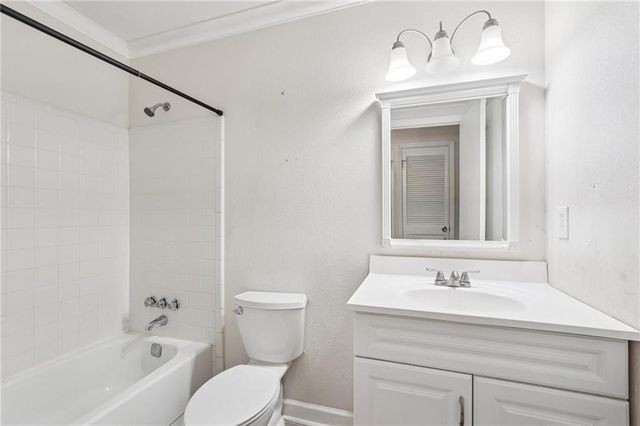 2183 Palmyra SE Drive, Marietta, GA 30067