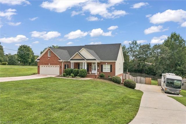 117 Chandler Drive, Lexington, NC 27295