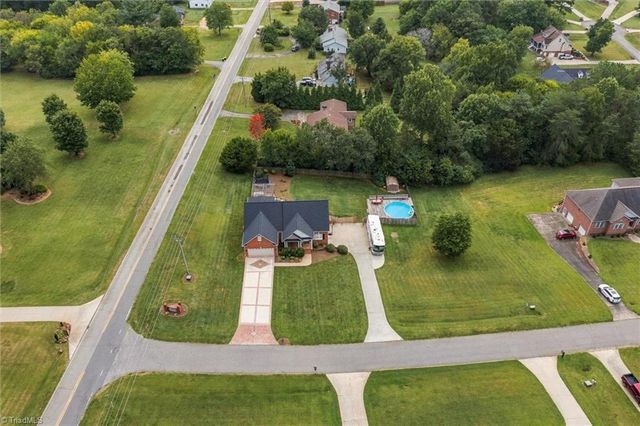 117 Chandler Drive, Lexington, NC 27295