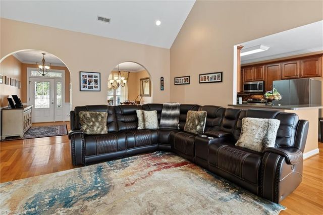 117 Chandler Drive, Lexington, NC 27295