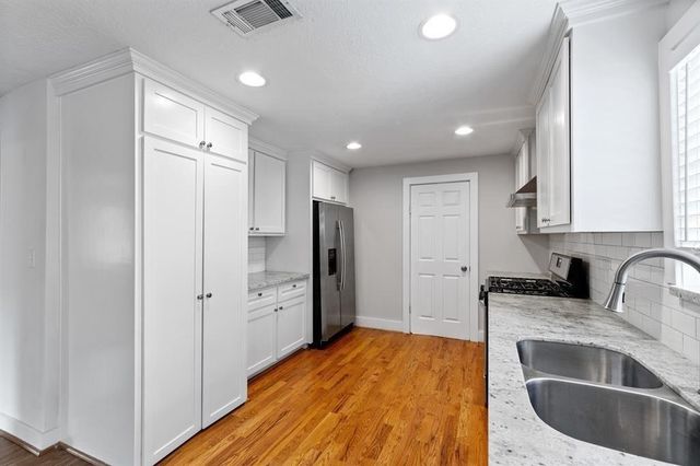 1305 Idylwild Street, Houston, TX 77009