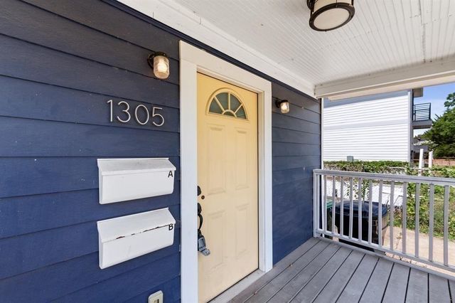 1305 Idylwild Street, Houston, TX 77009