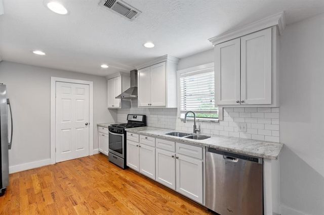 1305 Idylwild Street, Houston, TX 77009
