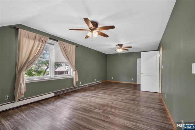 322 Romain Avenue, Pompton Lakes, NJ 07442