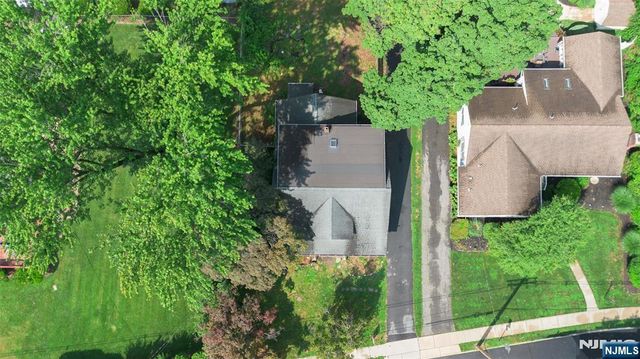 322 Romain Avenue, Pompton Lakes, NJ 07442