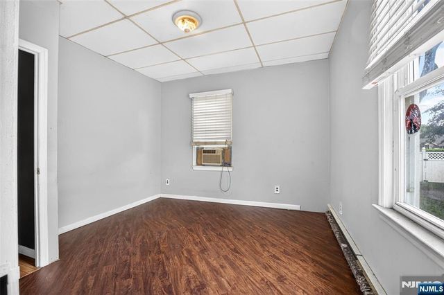 322 Romain Avenue, Pompton Lakes, NJ 07442