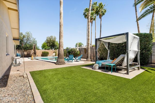 1177 E REDFIELD Road, Tempe, AZ 85283