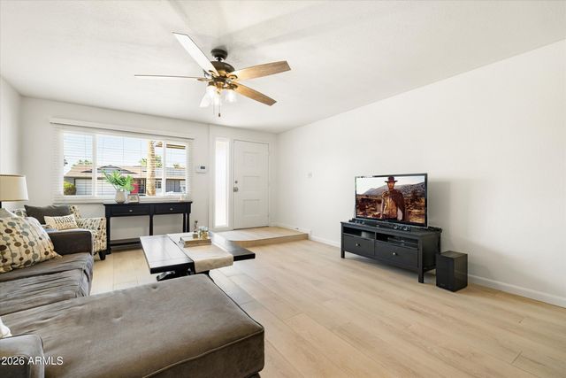 1177 E REDFIELD Road, Tempe, AZ 85283