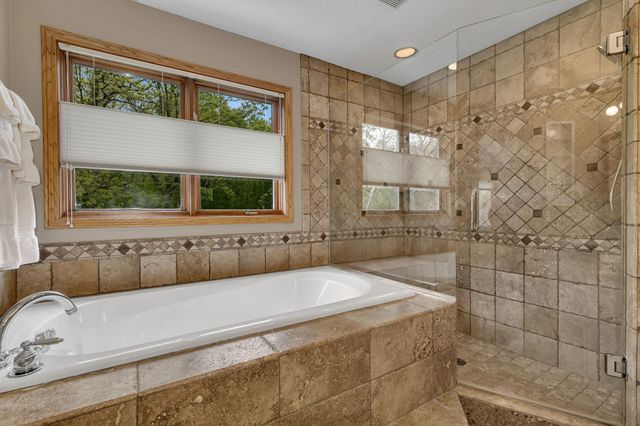 1070 Sunwood Park Lane, Waite Park, MN 56387