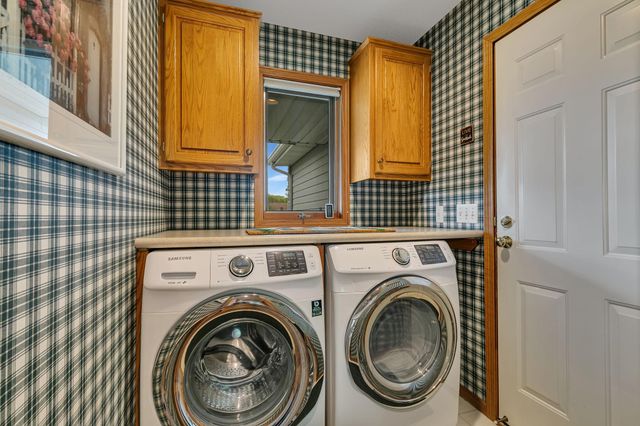 1070 Sunwood Park Lane, Waite Park, MN 56387