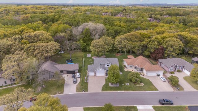1070 Sunwood Park Lane, Waite Park, MN 56387