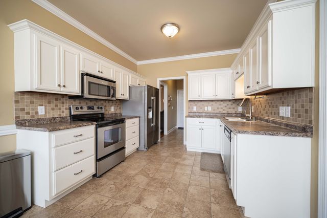 120 Oak Knoll Court, Murfreesboro, TN 37127