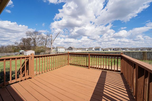 120 Oak Knoll Court, Murfreesboro, TN 37127