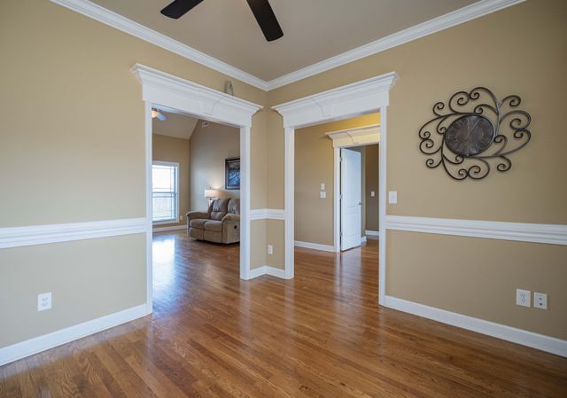 120 Oak Knoll Court, Murfreesboro, TN 37127