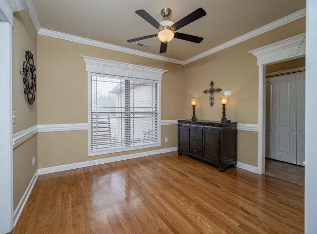 120 Oak Knoll Court, Murfreesboro, TN 37127