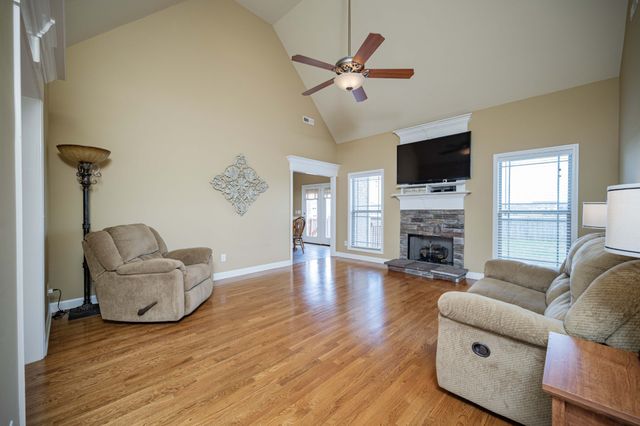 120 Oak Knoll Court, Murfreesboro, TN 37127