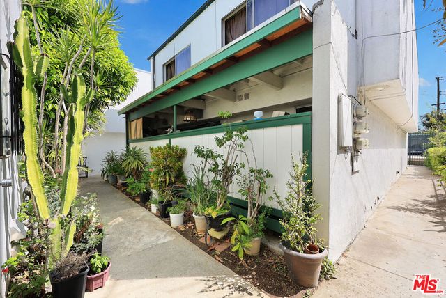 500 S 6th Street, Montebello, CA 90640