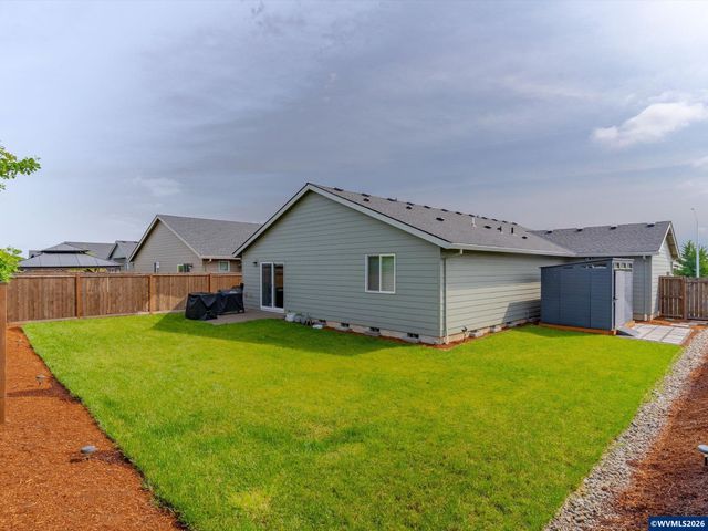 483 Killian Spring Dr, Woodburn, OR 97071