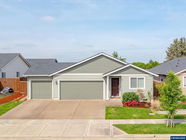 483 Killian Spring Dr, Woodburn, OR 97071