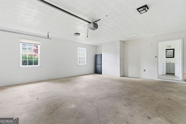 532 Valley Woods Circle SE, Conyers, GA 30094
