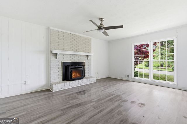 532 Valley Woods Circle SE, Conyers, GA 30094