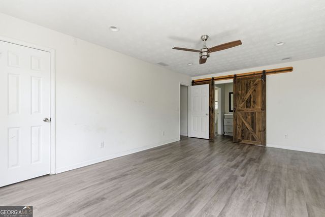 532 Valley Woods Circle SE, Conyers, GA 30094