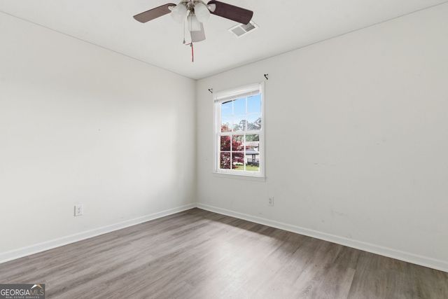 532 Valley Woods Circle SE, Conyers, GA 30094