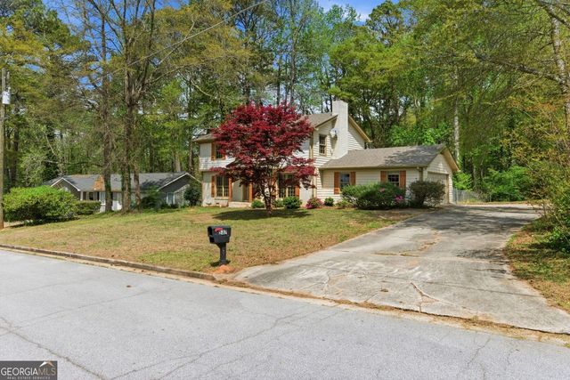 532 Valley Woods Circle SE, Conyers, GA 30094