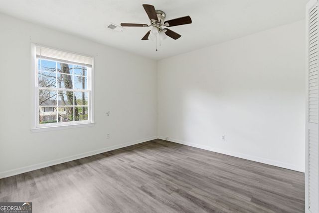 532 Valley Woods Circle SE, Conyers, GA 30094
