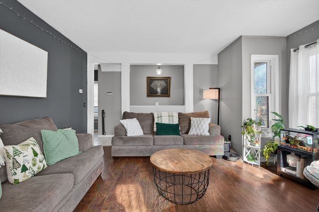 508-510 Lakeview Ave, Lowell, MA 01850