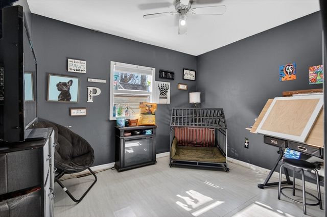508-510 Lakeview Ave, Lowell, MA 01850