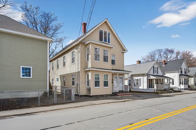 508-510 Lakeview Ave, Lowell, MA 01850