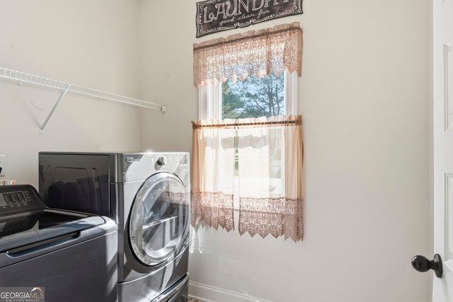 1058 Lawshe Road, Senoia, GA 30276