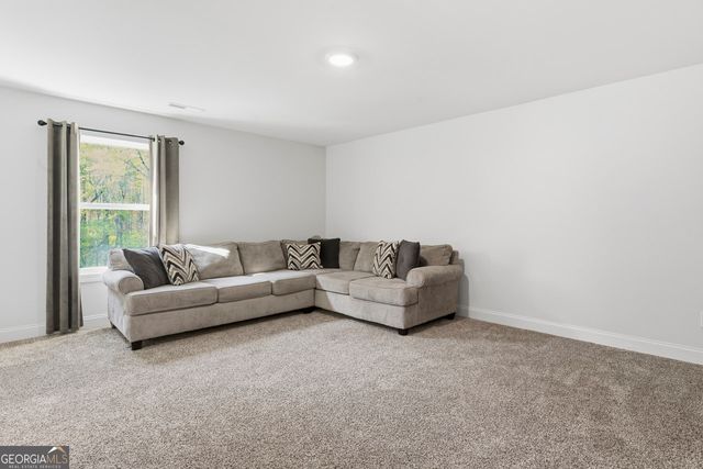 1058 Lawshe Road, Senoia, GA 30276