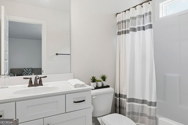 1058 Lawshe Road, Senoia, GA 30276