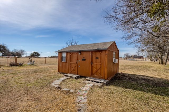 1290 Sweet Springs Road, Weatherford, TX 76088