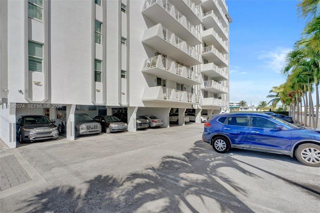 7133 Bay Dr 305, Miami Beach, FL 33141
