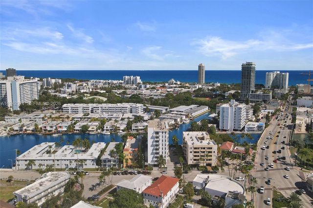 7133 Bay Dr 305, Miami Beach, FL 33141